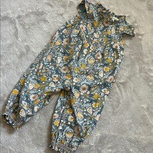 Emma’s Garden Organic Cotton Floral Ruffle Baby Romper size 6-9Months